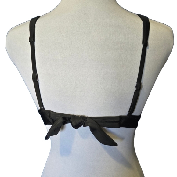 Aerie Black Deep-V Bikini Swim Top Medium NWT Simple Plain Minimalist Sporty Tie - Picture 2 of 7